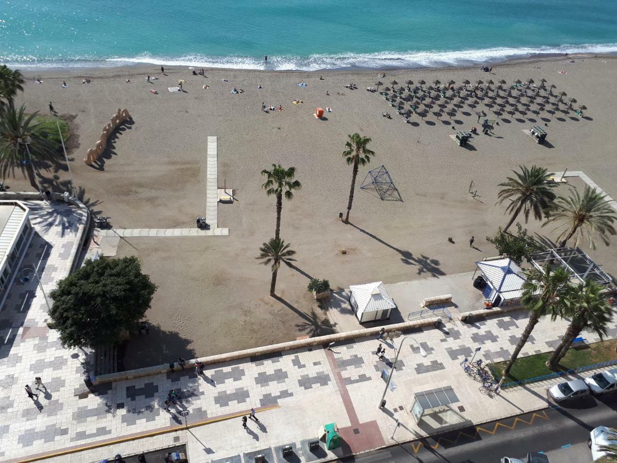 Primera Linea De Playa 4 Málaga Dış mekan fotoğraf